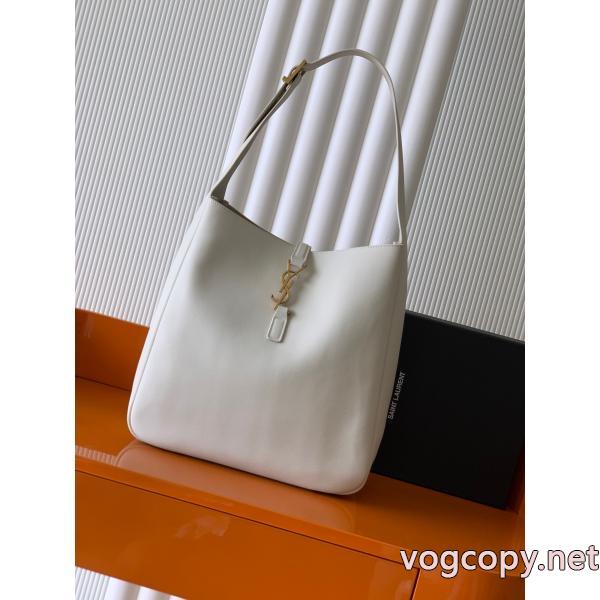 偽 ブランドギフトにオススメ センス抜群 立ち上げより入荷!Saint Laurent    ..