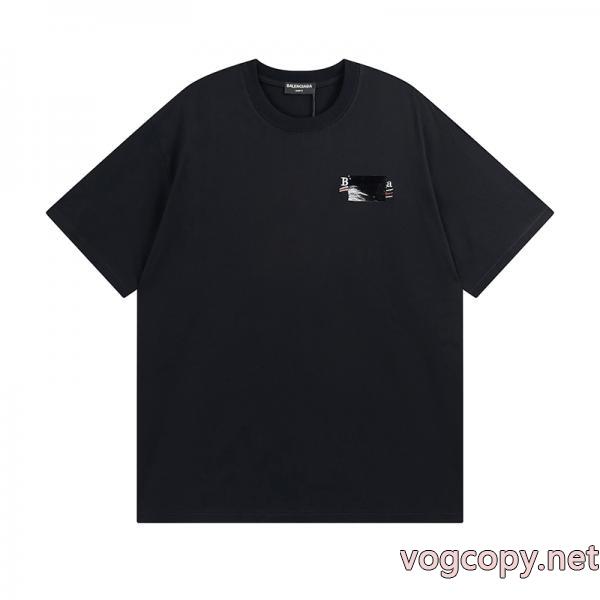 スタイルアップ上品 上品で優しい雰囲気に 最新作即発半袖Tシャツブランド コピー 品BALENCIAGA