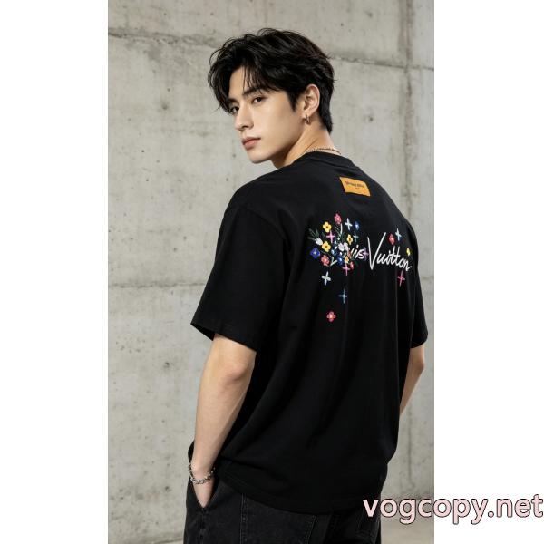 絶対欲しい 最高級ランク 夏季超人気半袖Tシャツ偽物 ブランドLOUIS VUITTON