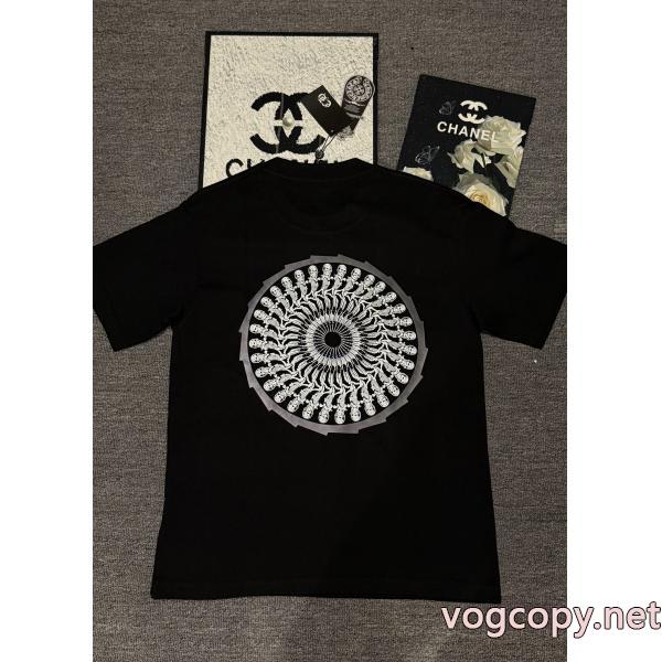 2026年人気の最新作 早速配信 オシャレスタイルが今年流半袖Tシャツブランド コピー 品CHROME HEARTS