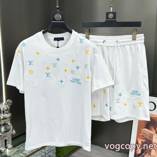 LOUIS VUITTONコピー 商品 販売セット人気売れ筋商品 今シーズン新作 2026物先行発売 