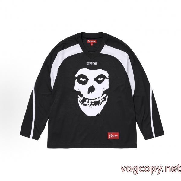 シュプリーム長袖Tシャツ格安新品 モダンな印象 2026年人気商品コピー ブランド 通販