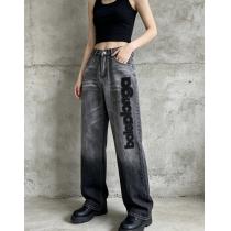 好印象な上品スタイル 圧倒的な高級感 話題性が高いBALENCIAGAブランド コピー 品ジーンズ