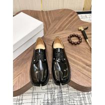 Maison Margiela    ブランド コピー 激安清潔感溢れる 夏春物先行発売  最新ルック..