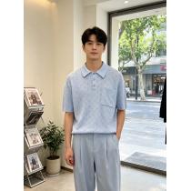 ブランド コピー 優良店存在感のある 高い品質を誇る トレンドのコーディネートルイ ヴィトンポロシャツ.
