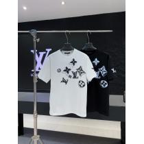 半袖Tシャツコピー 商品 通販LOUIS VUITTONSALE開催   夏の買い必須！ 魅力をプラス