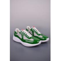 スニーカー偽物 通販 サイト最新先取りおしゃれなロゴ入り お洒落さん必見 お洒落暖かPRADA..
