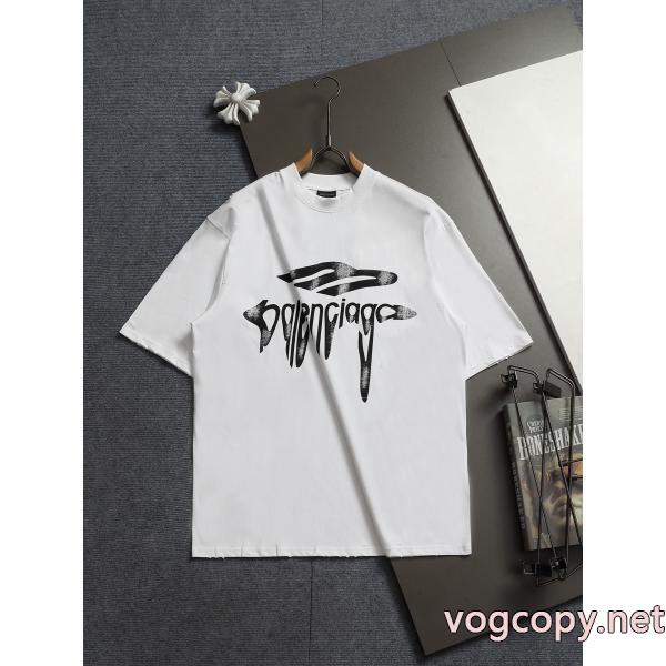 大幅値引き トレンドのコーディネート 超激得大人気BALENCIAGA半袖Tシャツコピー ブランド 通販