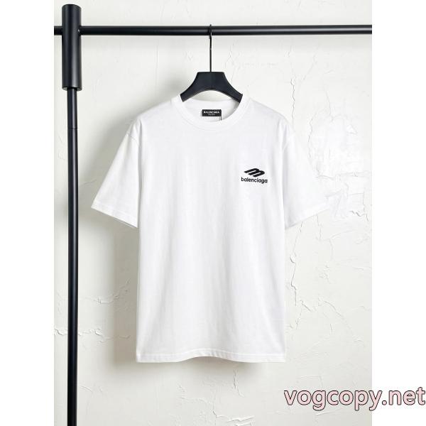 半袖TシャツBALENCIAGA偽物 ブランド 販売2026年新作通販 話題沸騰 今年のトレンドのシルエット