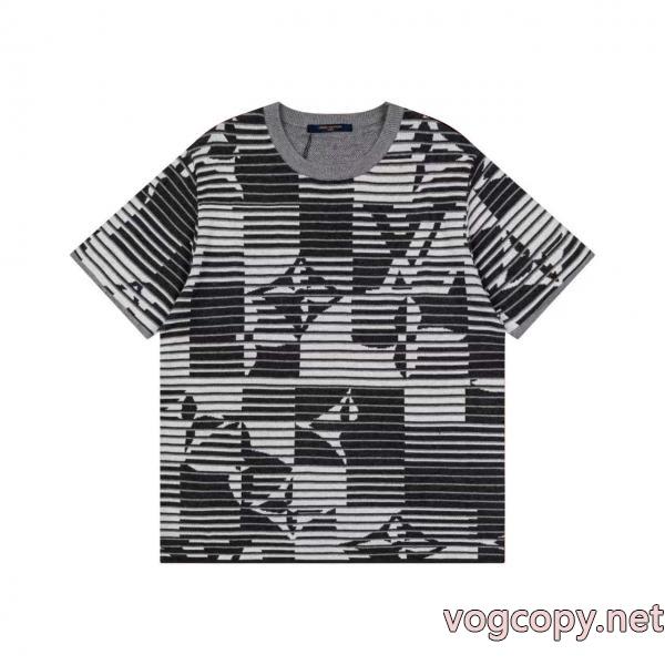 ブランド スーパー コピー 舗今季買い逃した人必見! 注目夏新作 新商品LOUIS VUITTON半袖Tシャツ