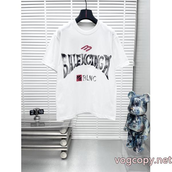 偽物 ブランド ショップBALENCIAGA高級感漂う 今GETしたい 雰囲気が違う半袖Tシャツ