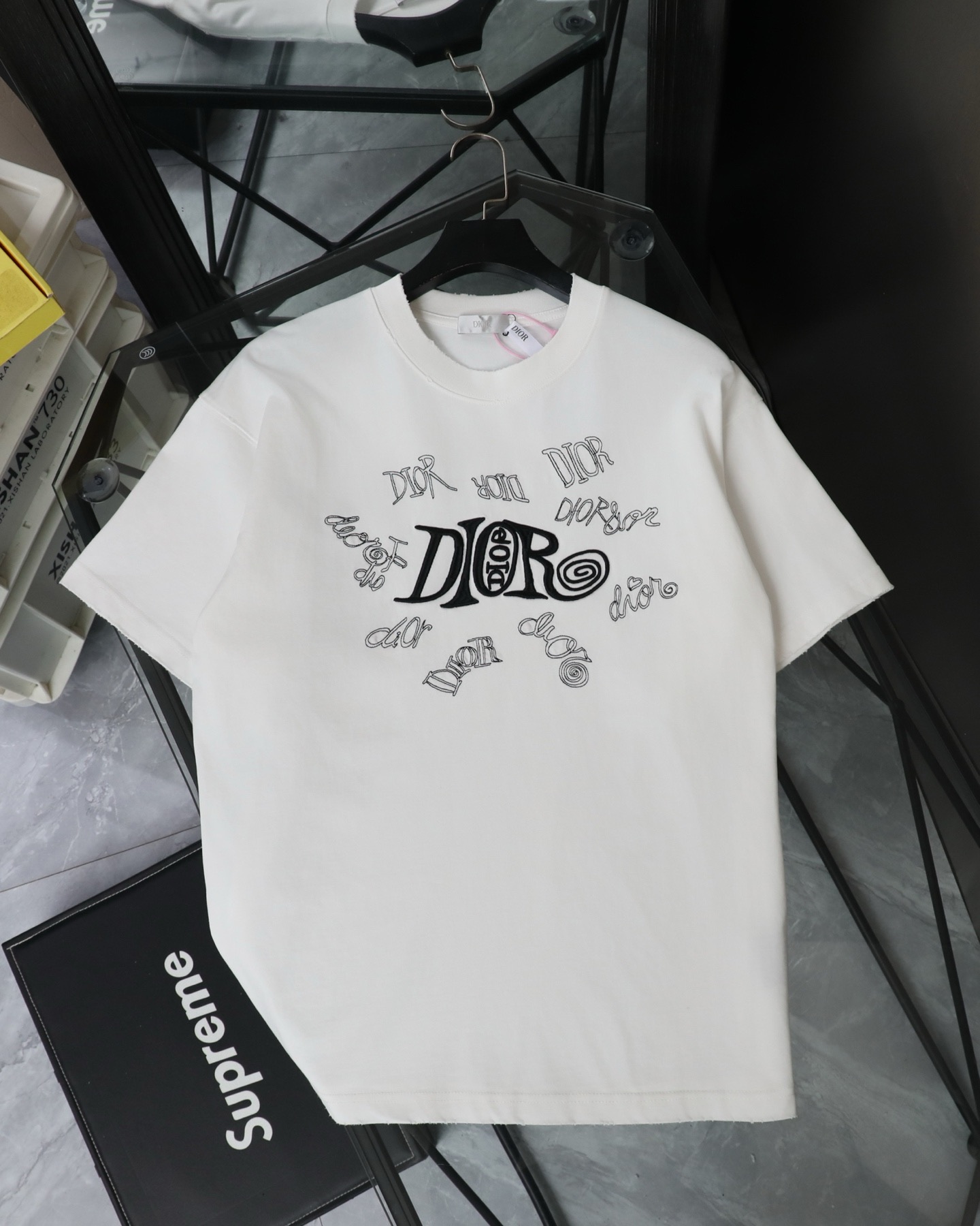 ブランド コピー 優良店半袖Tシャツファッション感満々 高級素材を採用