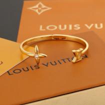 世界中で爆発的人気 便利な定番アイテム 早者勝ちコピー ブランド 優良LOUIS VUITTONブレスレット