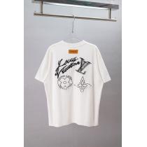 ブランド コピー 販売店半袖TシャツLOUIS VUITTONセール開催 周りの視線を圧倒する新作 入荷！