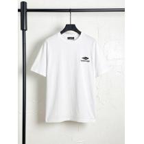 半袖TシャツBALENCIAGA偽物 ブランド 販売2026年新作通販 話題沸騰 今年のトレンドのシルエット