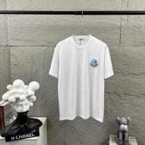 MONCLER再入荷が嬉しい2026 海外セレブが注目アイテム 見つけてほしい一品半袖Tシャツブランド 偽物
