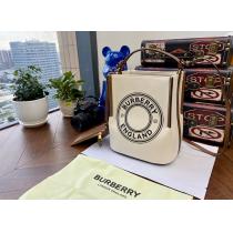 セレブ多数愛用 上質な材料 新品未使用  バッグBURBERRYブランド スーパー コピー 店舗.