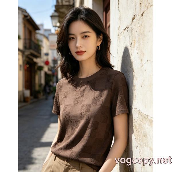 スーパー コピー 安心LOEWEロゴが印象的 人気定番大人気 優れもの半袖Tシャツ