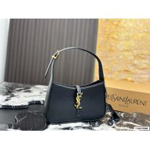 Saint Laurentバッグ春夏大人気 贅沢な逸品 2026年の春夏シーズンにも一大トレンドブランド 通販店..