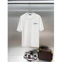 PRADA話題の新作到着 独創的なデザイン 韓国ファッションブランド コピー 激安半袖Tシャツ