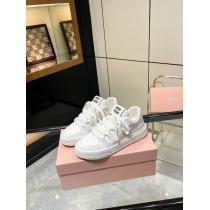 MIUMIUスニーカースーパー コピー 販売人気セール260%新品 高品質で綺麗 お手頃価格でGET..