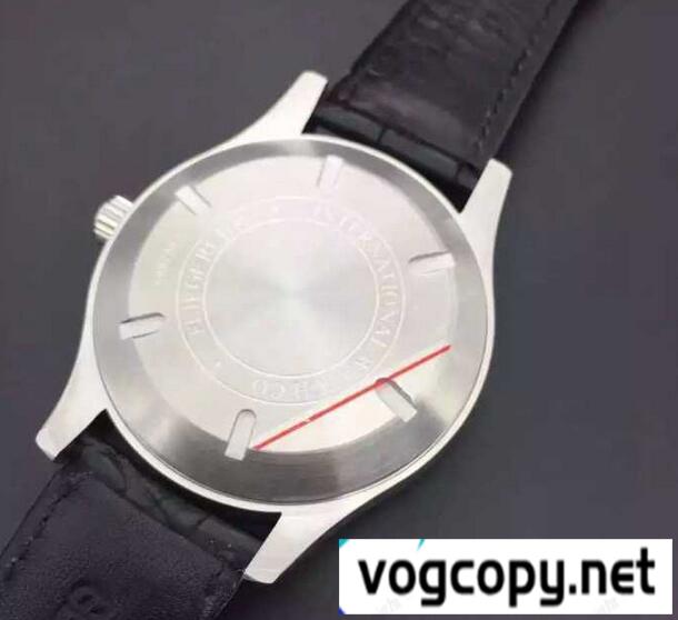 手頃　IWCコピー インターナショナルウォッチ カン 機能を最優先させた男性用腕時計.