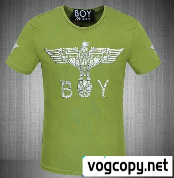 存在感を発揮するBOY LONDON ボーイロンドン　使い勝手の良い半袖Tシャツ.
