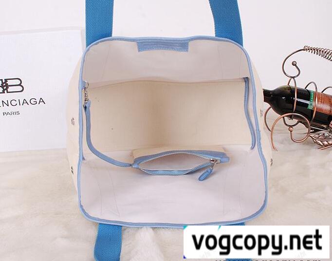 今季のトレンドBALENCIAGAバレンシアガ コピー 激安 流行のハンドバッグ