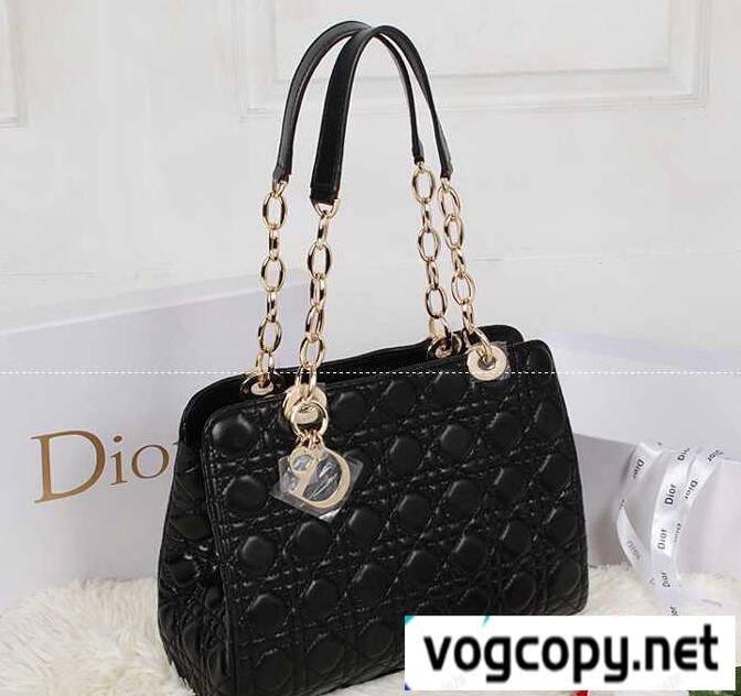 高品質　ディオール スーパー コピー　オンオフ問わず活躍するDIOR バッグ