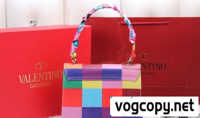 特価セール VALENTINO ヴァレンティノ レディース 　女性達に支持されるバッグ人気通販