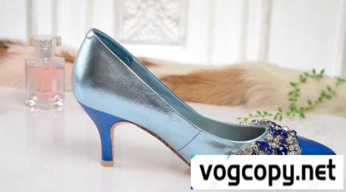 手頃な価格 JIMMY CHOO 　足元を美しくみせるジミーチュウ靴レディース