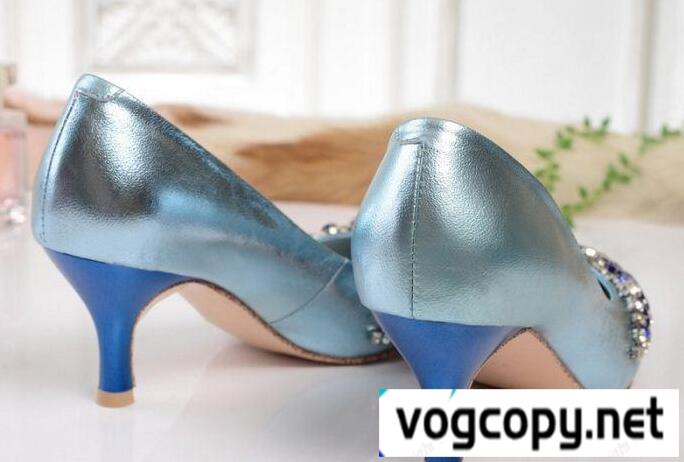 手頃な価格 JIMMY CHOO 　足元を美しくみせるジミーチュウ靴レディース