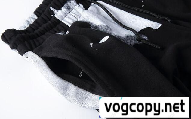 キレイめな印象に　OFF-WHITE  新作 オフホワイト  魅了するジーンズメンズファッション