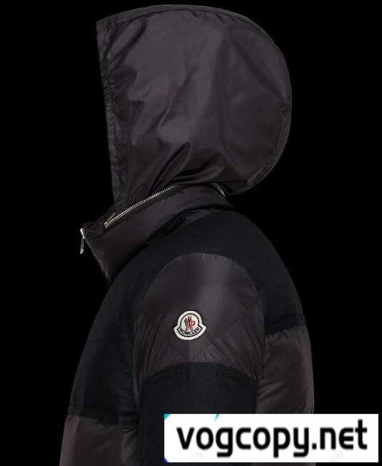 80％off セール　モンクレール コピー 通販　MONCLER 季節感のあるダウンジャケット