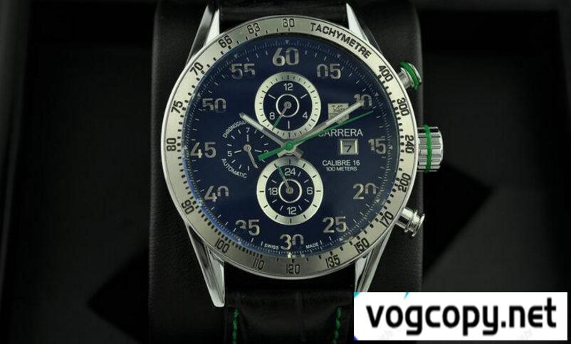 圧倒的な高級感タグホイヤー TAG HEUER カレラ アリゲーターレザー メンズ CV2A1R.FC6235 艶ありの腕時計
