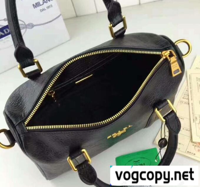 低頃な価格　プラダ コピー バッグ　PRADA 4色　女性を魅了し続ける逸品