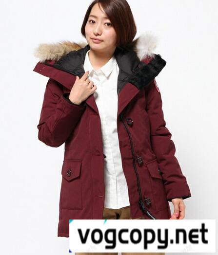今季イチオシの一枚　タナダグース　コピー　CANADA GOOSE　最高品質のダウンジャケット.