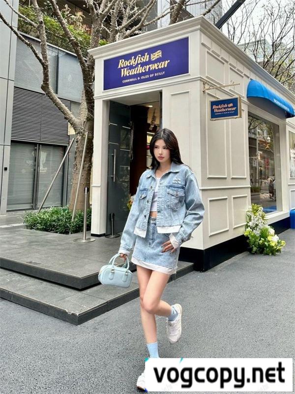 MIU MIU コピー デニムセットアップ クロップドジャケット＆ミニ 
