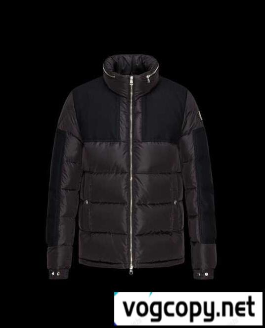 80％off セール　モンクレール コピー 通販　MONCLER 季節感のあるダウンジャケット