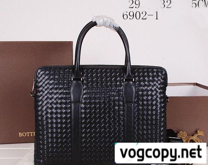 今季の爆款　BOTTEGA VENETAボッテガ ヴェネタ スーパー コピー 　高級感あるメンズバッグ