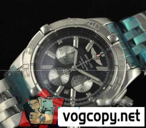 お洒落なブライトリング  BREITLING ウインド ライダー クロノマット　GMT 実用性が非常に高いメンズ腕時計　AB042011/Bb56
