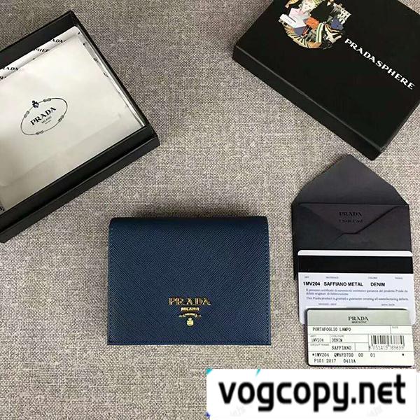 プラダ 財布 偽物