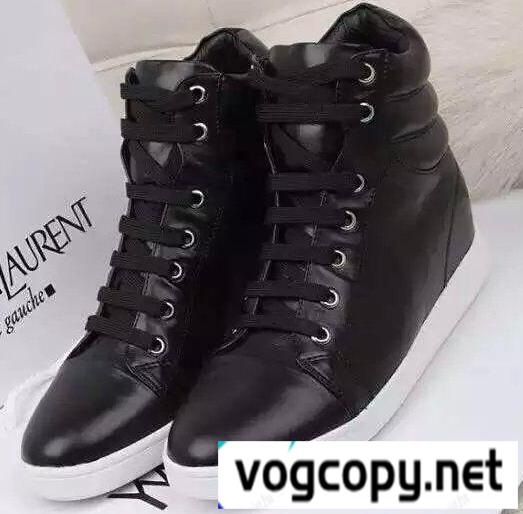 https://vogcopy.net