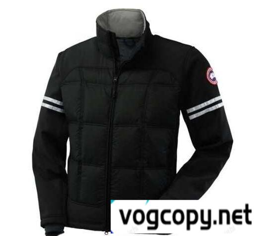 違和感ないカナダグース スーパーコピー Canada Goose　防寒性に溢れるダウンジャケット3色可選.