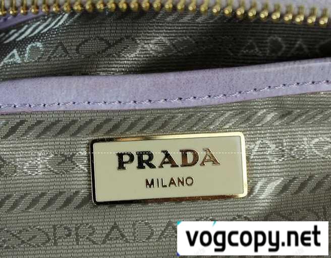 人気が爆発  新作 PRADA プラダ スーパーコピー　相性抜群のレディースバッグ.