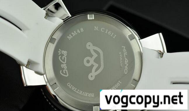 絶大な人気ガガミラノ コピーGaGaMILANO 　6針クロノグラフ ラバー　腕時計 .