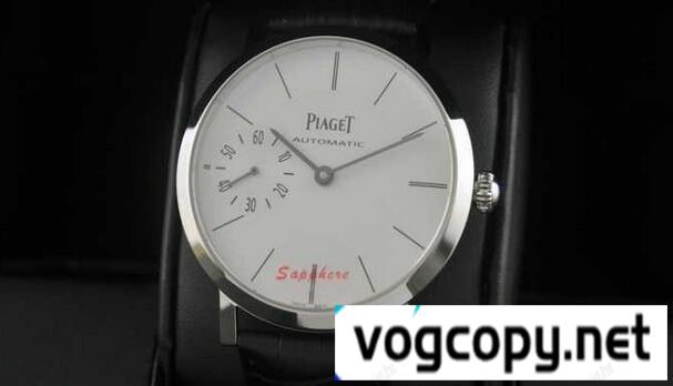 シンプルな機能美のPIAGET ピアジェ　風防性のある手巻き 機械式メンズ腕時計.