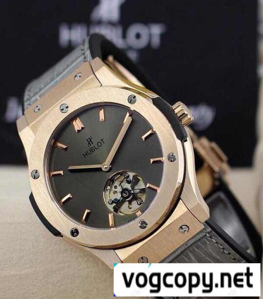 耐久性と高品質のHUBLOT ウブロ　個性的な自動巻き腕時計.