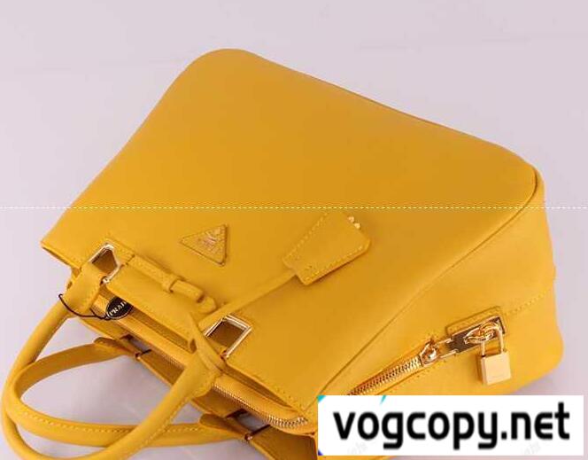 プレゼントにPRADA プラダコピー　大人っぽいレディース手持ち&ショルダー掛け.