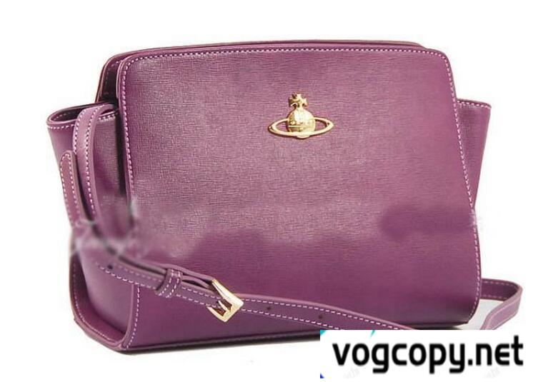 見た目以上のVIVIENNE WESTWOOD ヴィヴィアン ウエストウッド　大人気斜め掛け&手持ち&ショルダー掛けバッグ.